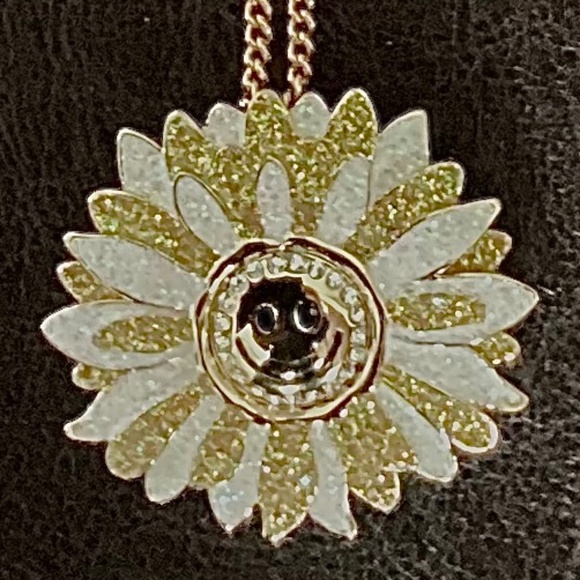 SMILES necklace-brooch - Picture 3 of 3